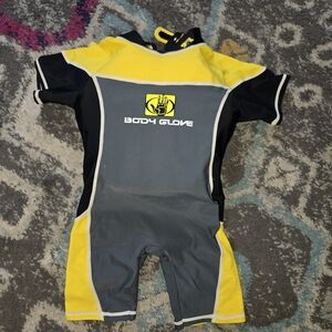 Body Glove Infant Size Small 20-30 Lbs Built In Flotation Wetsuit For Baby